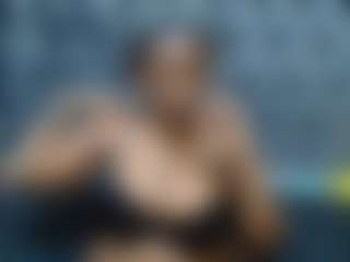 BlackHoleMari's Live Sex Cam Show