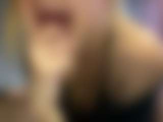 Aurora's Live Sex Cam Show