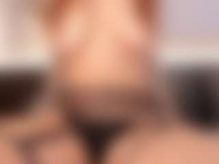 Live cam show with isabellestorm - Brown Eyes Curvy on live.xheat.ai