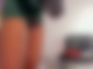 Miia-Ferrari's Live Sex Cam Show