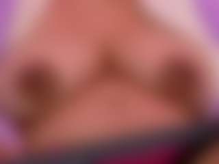 NaomiiEvans's Live Sex Cam Show