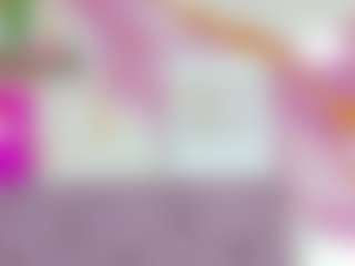 Live cam show with NaomiiEvans - College MILF on Camiplay Live