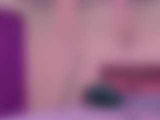 Live cam show with NaomiiEvans - Athletic Middle Aged on sexylive.show