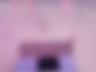 Live cam show with NaomiiEvans - Facial on camtv