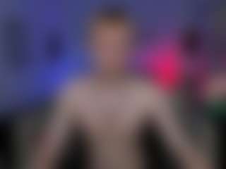 Live cam show with noah-nero - Brown Hair on Milfs Live