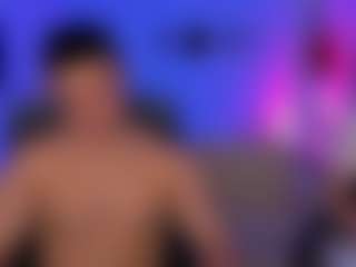 Live cam show with noah-nero - Tease on Dolls Live