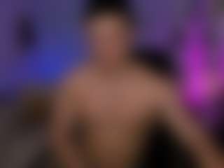 Live cam show with noah-nero - Orgasm on CamwithHer