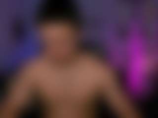 Live cam show with noah-nero - White on AdultVida.com
