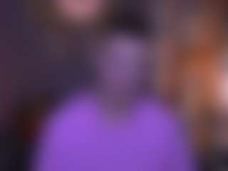 Live cam show with noah-nero - Average on Camversity