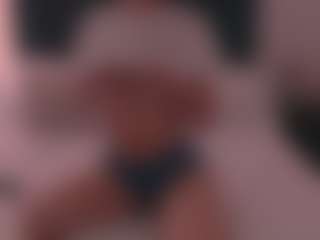 Live cam show with Pepper-7 - Camel Toe on Uber Horny