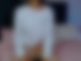 Live cam show with Pepper - Genital Piercings on WildCum