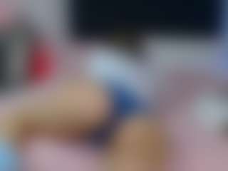 Live cam show with Pepper - Grey on WildCum