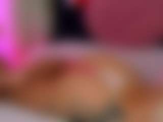 Live cam show with Ragazzabellaa - Handjob on Gym Cam Girls
