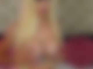 Ragazzabellaa's Live Sex Cam Show