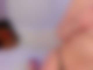 Live cam show with Sunny-mila - Blonde Hair on CamSodaAdn