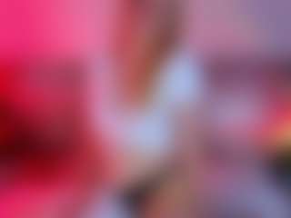 Live cam show with TramieWilson - Blonde Hair on studioflirtlive.com