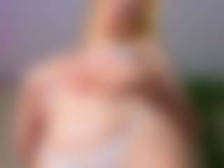 Live cam show with TramieWilson - Moaning on Dolls Live