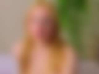Live cam show with TramieWilson - Thin on TeamSkeetLive