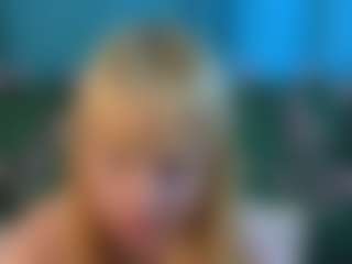 Live cam show with TramieWilson - Blondie on liverealitysex.com