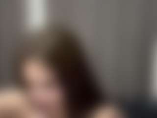 AdelaKrzesinski's Live Sex Cam Show