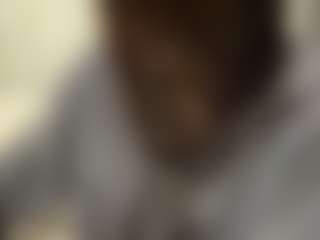 Live cam show with AdelaKrzesinski - Public on Camming Site
