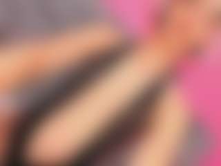 Live cam show with AngeliCute - Brown Eyes on Camsoda