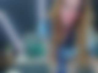 Live cam show with Ari - Sweet on SinfulBabes