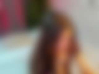 Live cam show with Ari - Twerking on Camiplay Live
