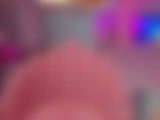 Live cam show with Ari - Princess on Cam Slut