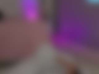 Astrid-Velle's Live Sex Cam Show