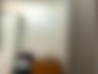 Live cam show with BertaMoschetto - Moaning on Camsoda