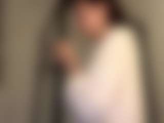 Spettacolo in cam dal vivo con BertaMoschetto - Smoking su Camsoda