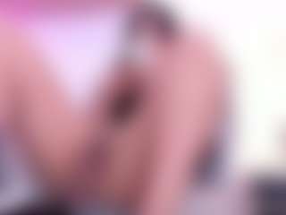 Live cam show with i-am-andrea - Nipple Piercings on Soda Cam