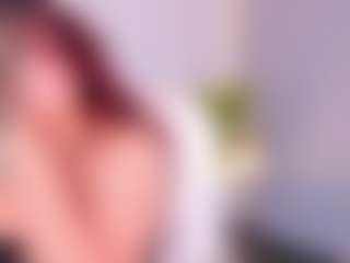 lia-chips's Live Sex Cam Show