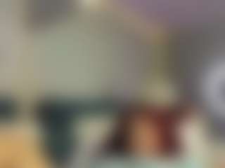 lia-chips's Live Sex Cam Show
