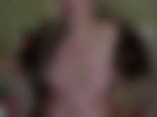 Live cam show with Oshawat - Double Penetration on AdultVida.com