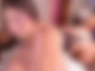 Live cam show with Sarah-Greey - Average on StripNow