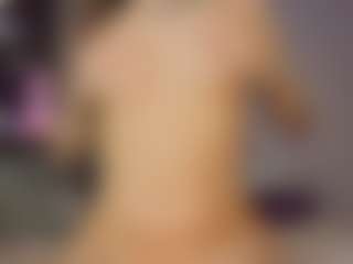 sofi-loveEmi's Live Sex Cam Show