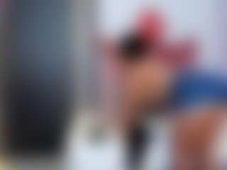 Live cam show with aisha-moore - College on Milfs Live