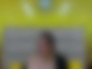 Live cam show with BellaMystic - Squirt Mature on Stripli.com