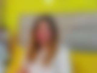 Live cam show with BellaMystic - Bedroom Mature on luckytryst.com