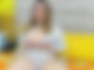 BellaMystic MILF webcam performer live streaming