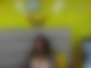 Live cam show with BellaMystic - Bedroom Mature on fapnchat