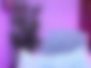 Live cam show with Celeste-Hills - Butt Plug on Hubzter Live