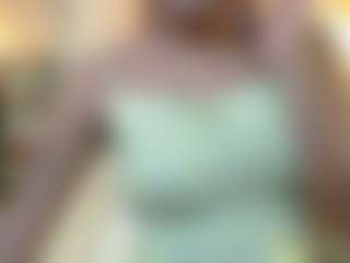 Live cam show with Celeste-Hills - Butt Plug on luckytryst.com