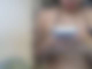 Live cam show with Celeste-Hills - Middle Aged on TeamSkeetLive