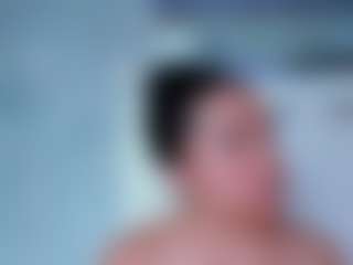 Live cam show with chiarafustox - Muscle on SxyPornLive