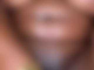 Heavensbbys's Live Sex Cam Show