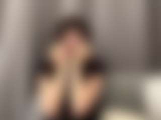 Live cam show with KimberMozo - Bedroom on sexylive.show