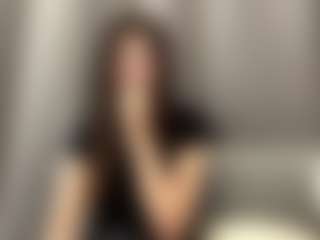 Live cam show with KimberMozo - Bedroom Latina on sexylive.show